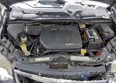 2012 Chrysler Town & Country Touring from USA, damaged, VIN 2C4RC1BG6CR168945